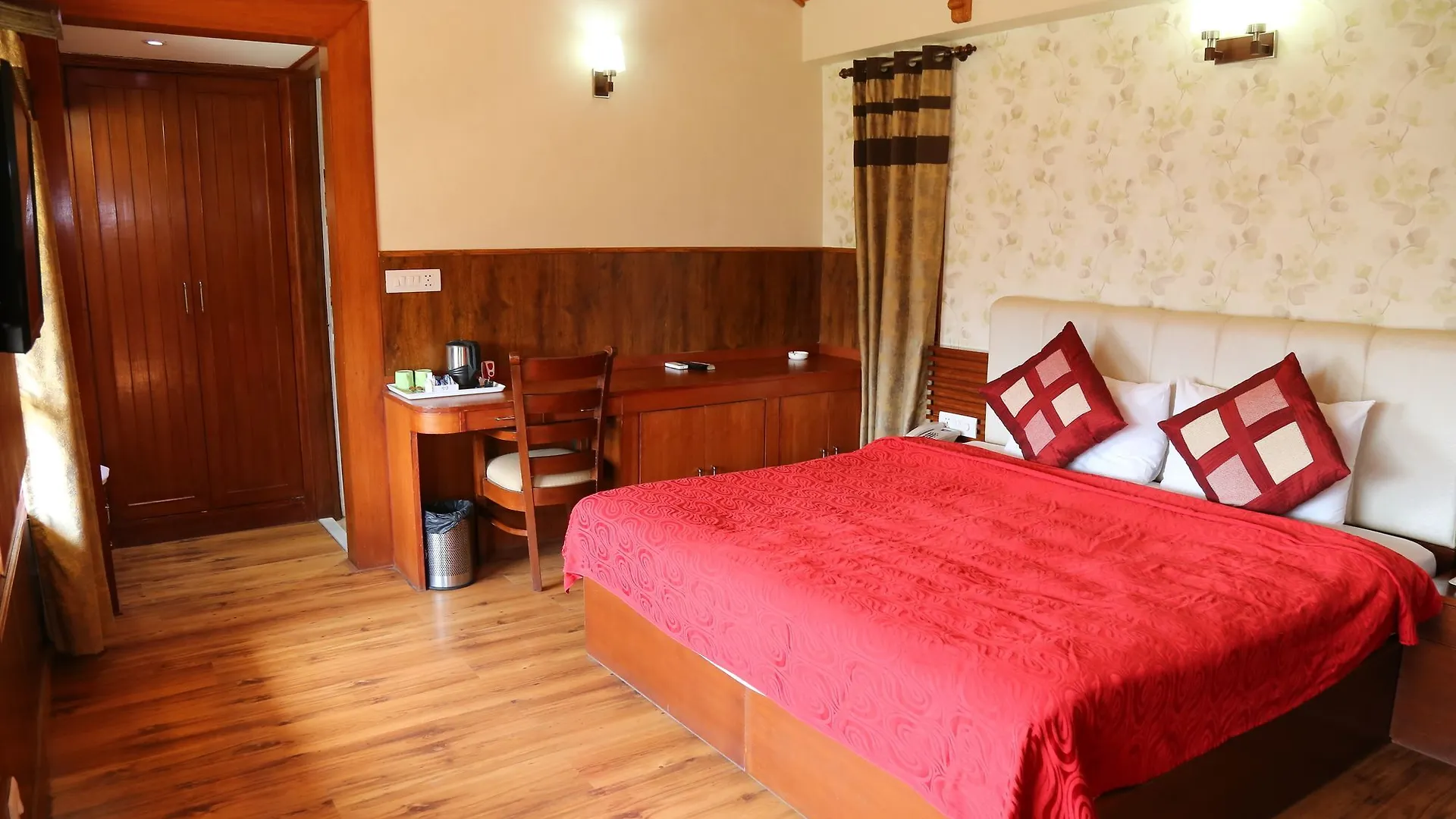 משוברה Manla Homes Resort מלון