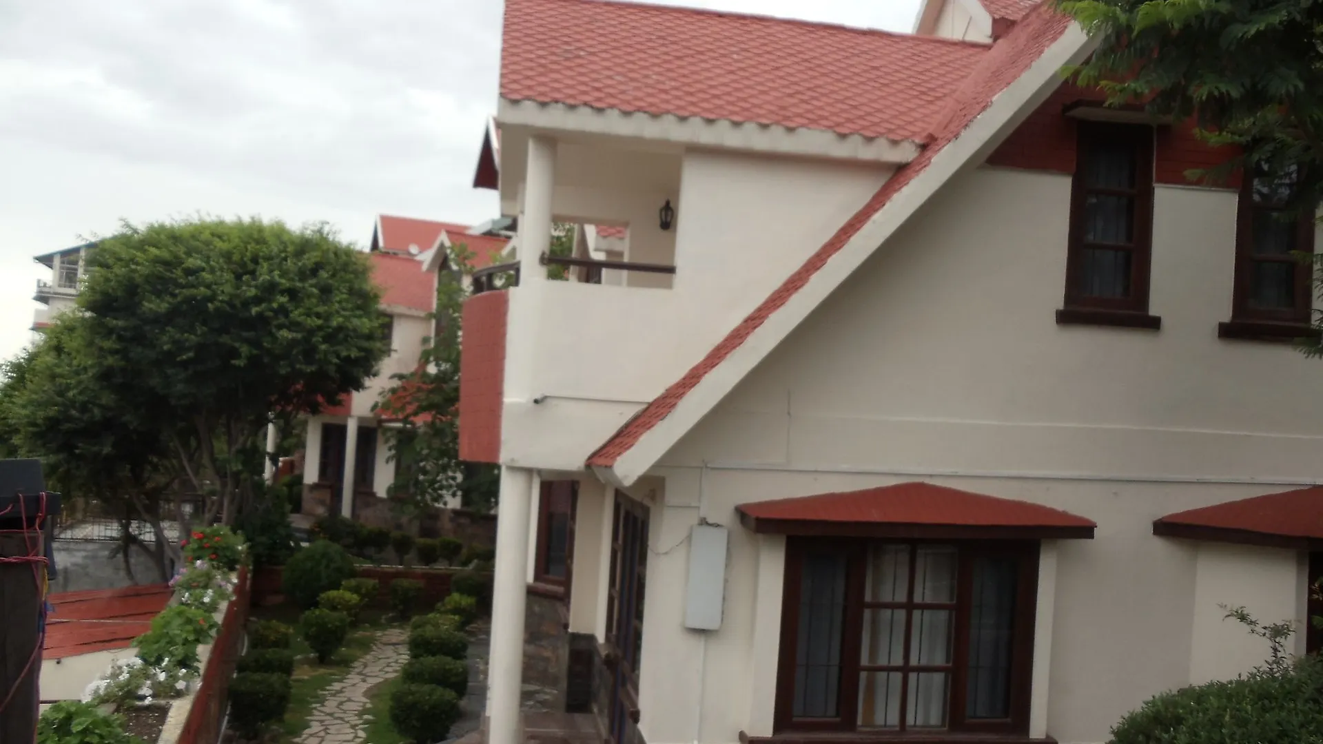 משוברה Manla Homes Resort מלון
