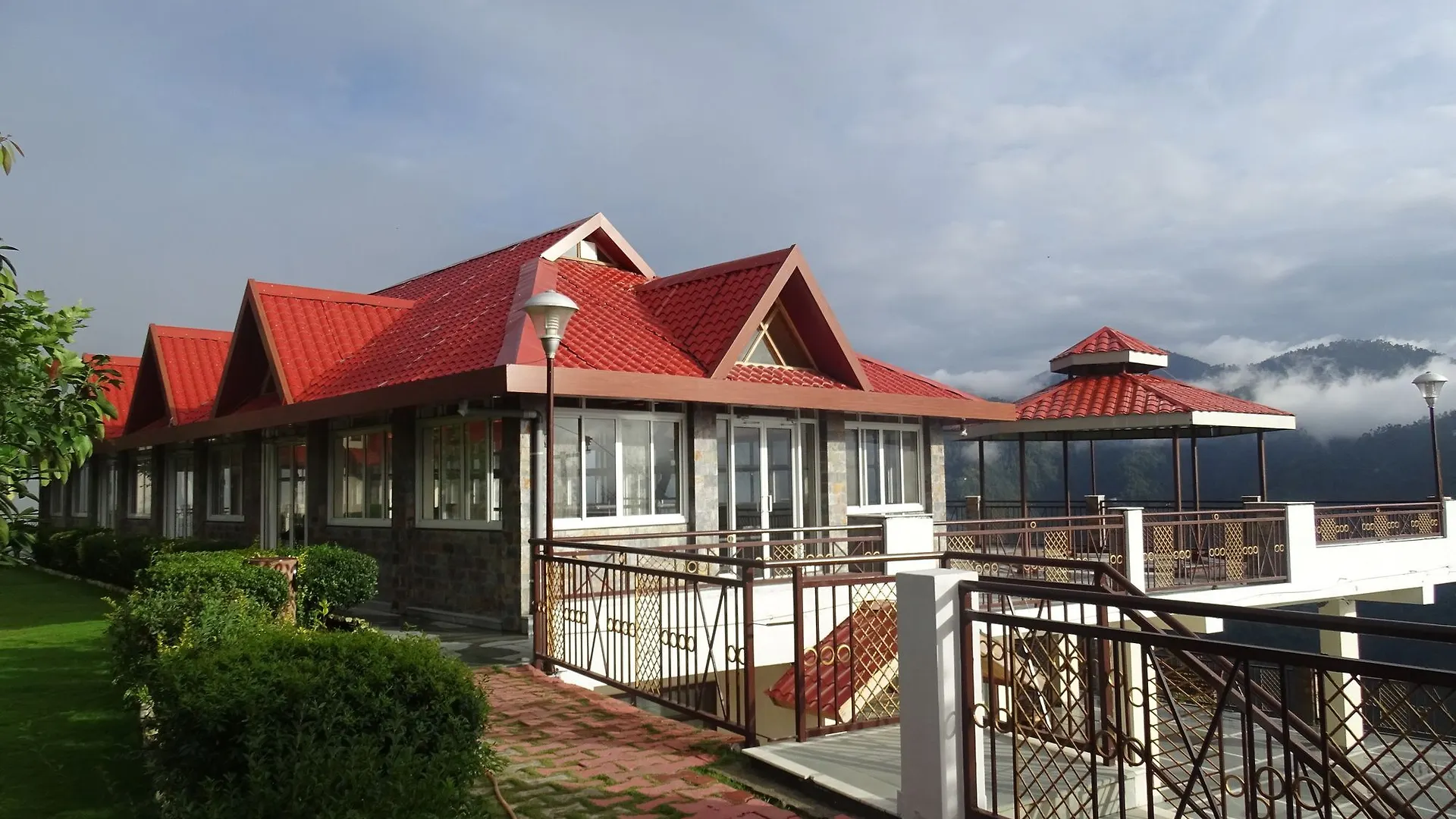 משוברה Manla Homes Resort