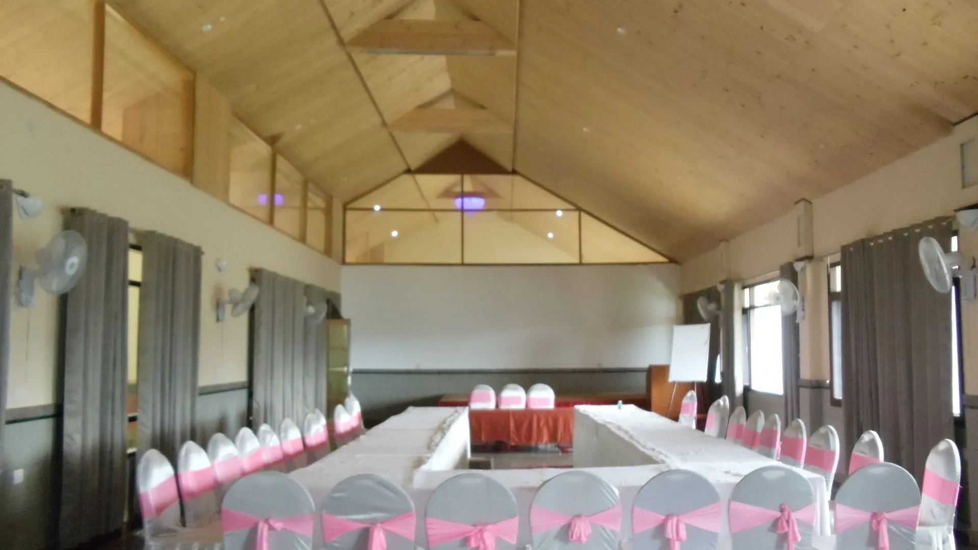 מלון משוברה Manla Homes Resort