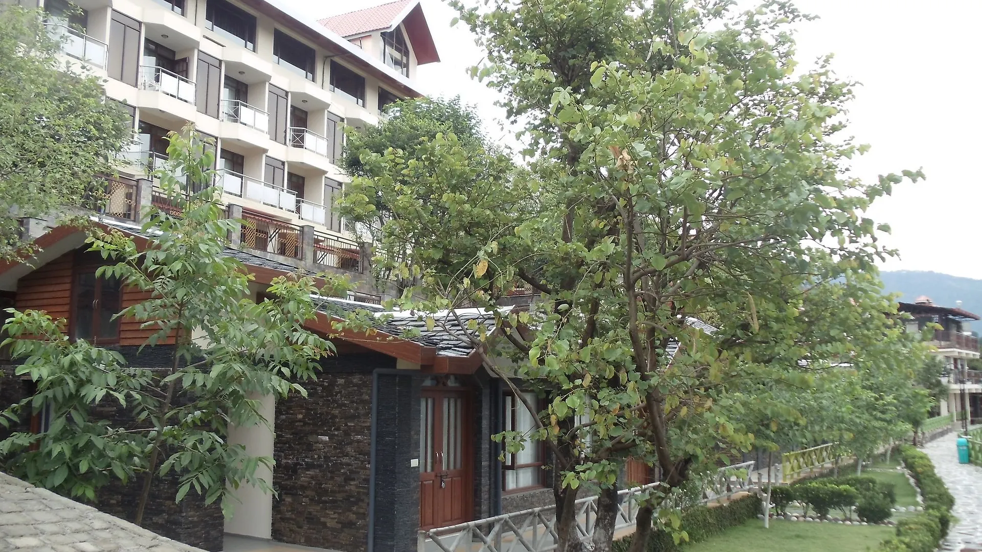 משוברה Manla Homes Resort 2*,  הודו