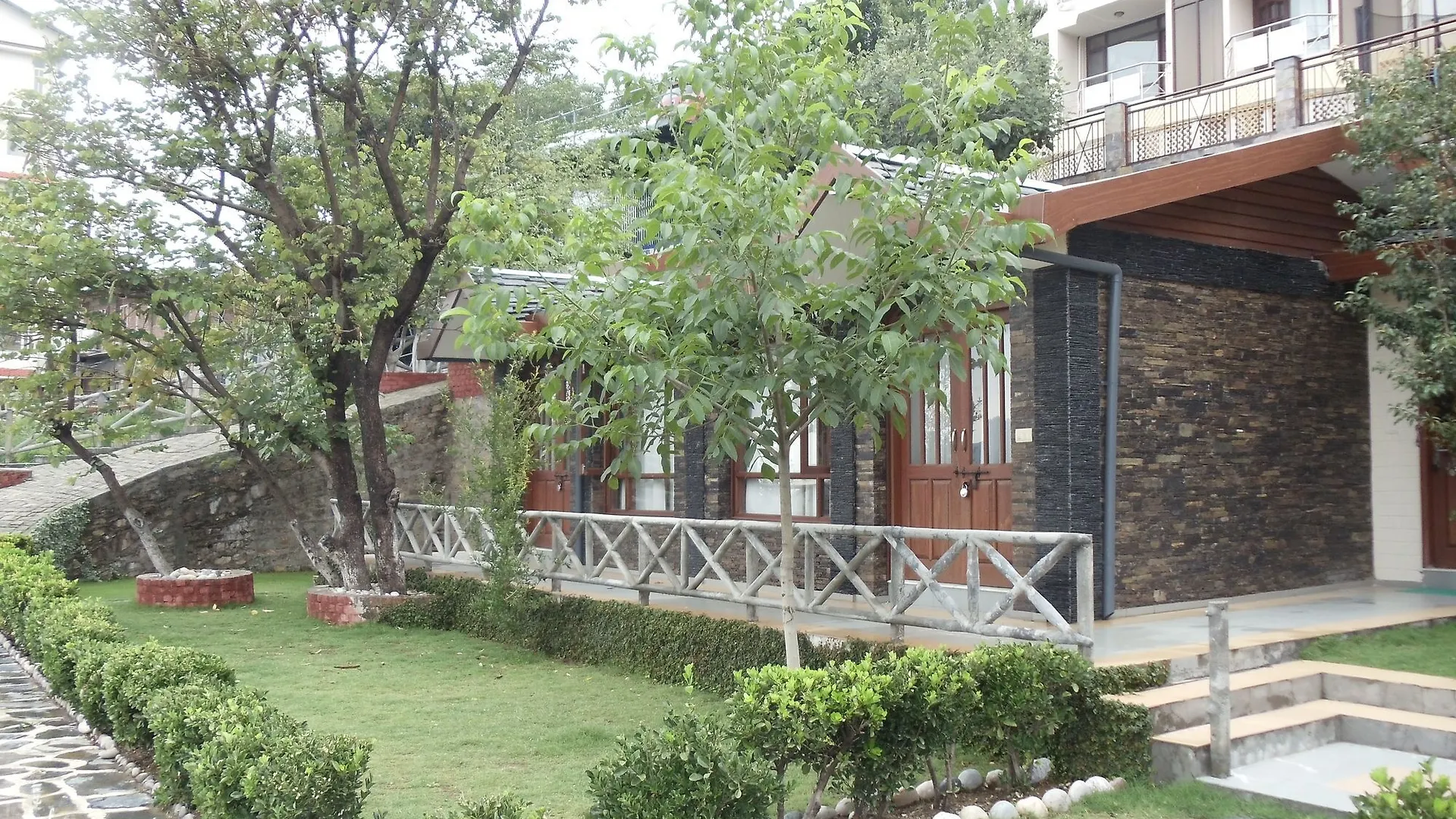 משוברה Manla Homes Resort מלון