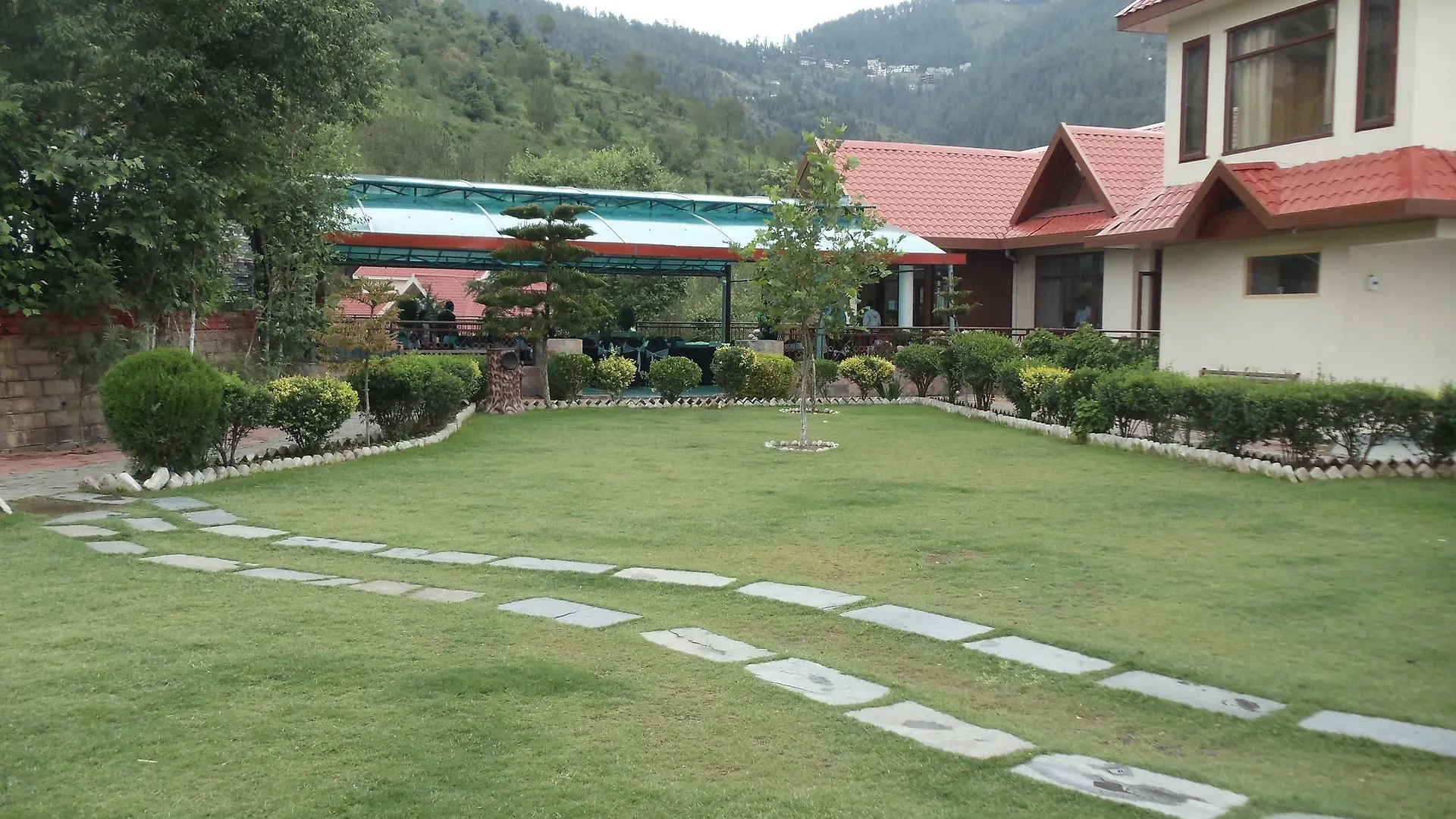 ** Hotel Manla Homes Resort Mashobra India
